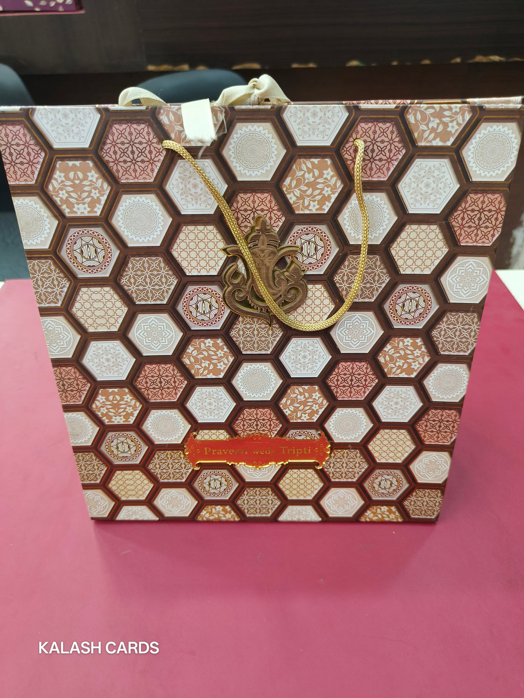 KL9014 Traditional Design Hand Bag Style Luxury Gift Box with 2 Printed Page Cards (2 Jars)-Kalash Cards