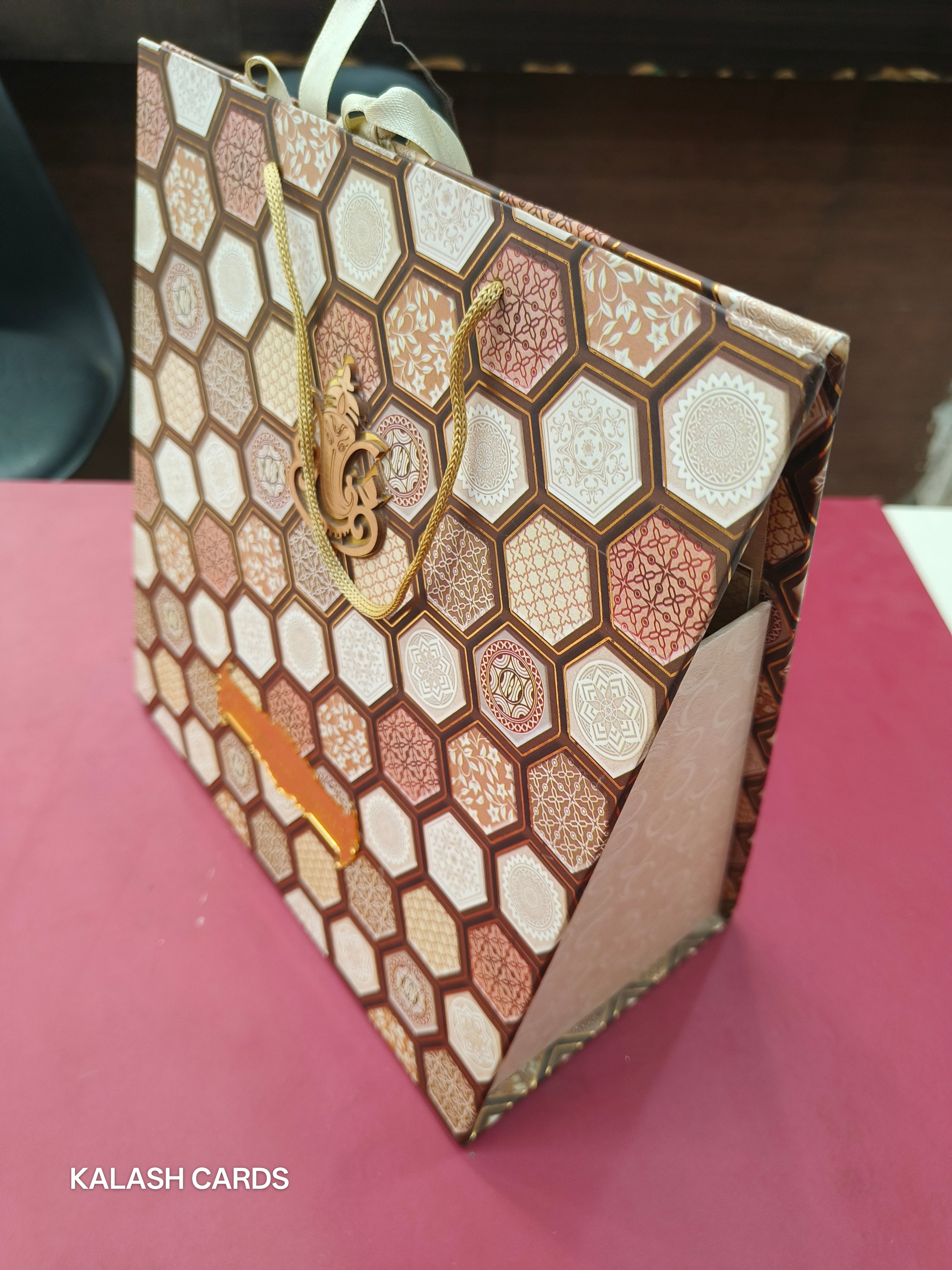 KL9014 Traditional Design Hand Bag Style Luxury Gift Box with 2 Printed Page Cards (2 Jars)-Kalash Cards