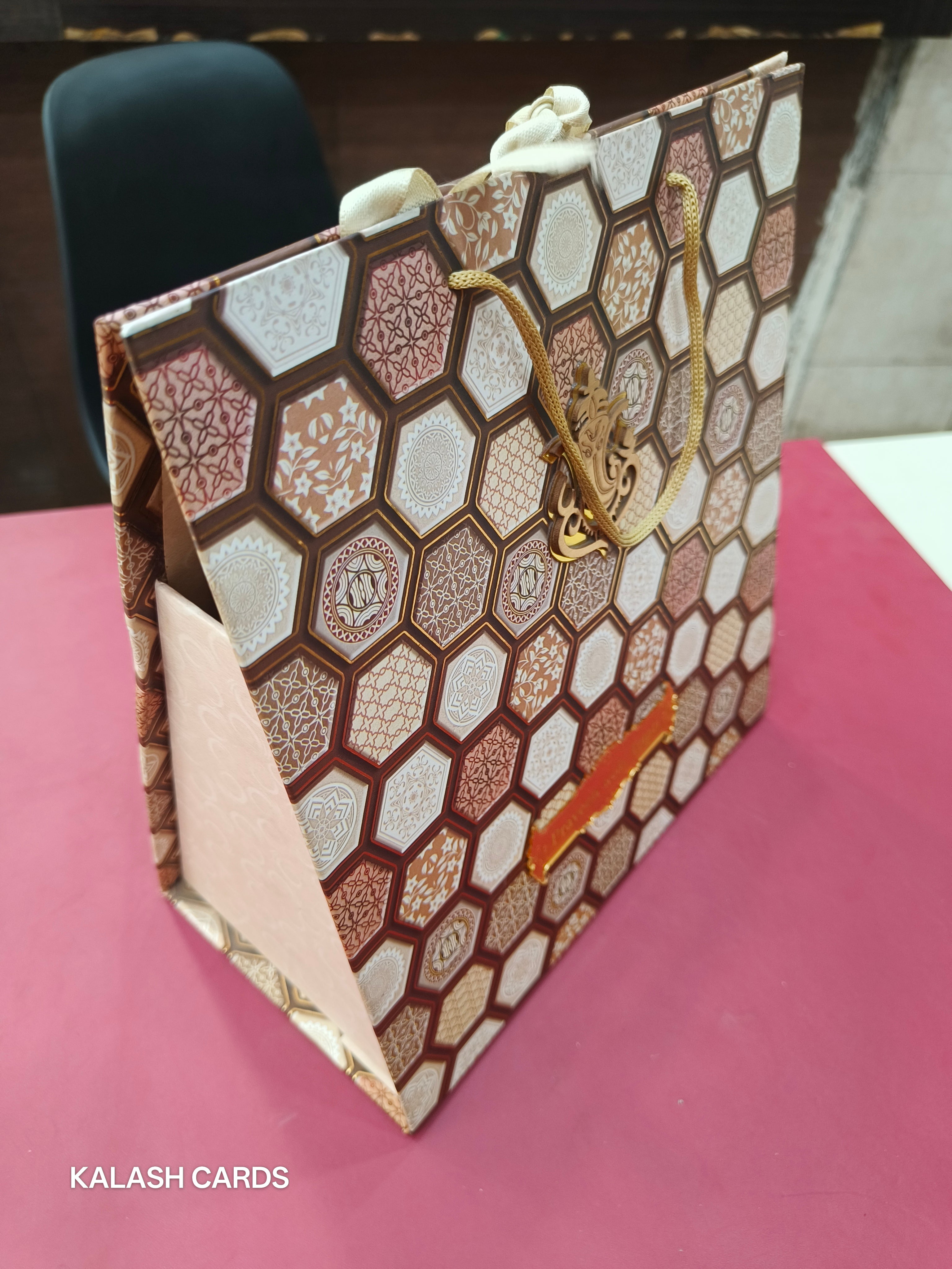 KL9014 Traditional Design Hand Bag Style Luxury Gift Box with 2 Printed Page Cards (2 Jars)-Kalash Cards