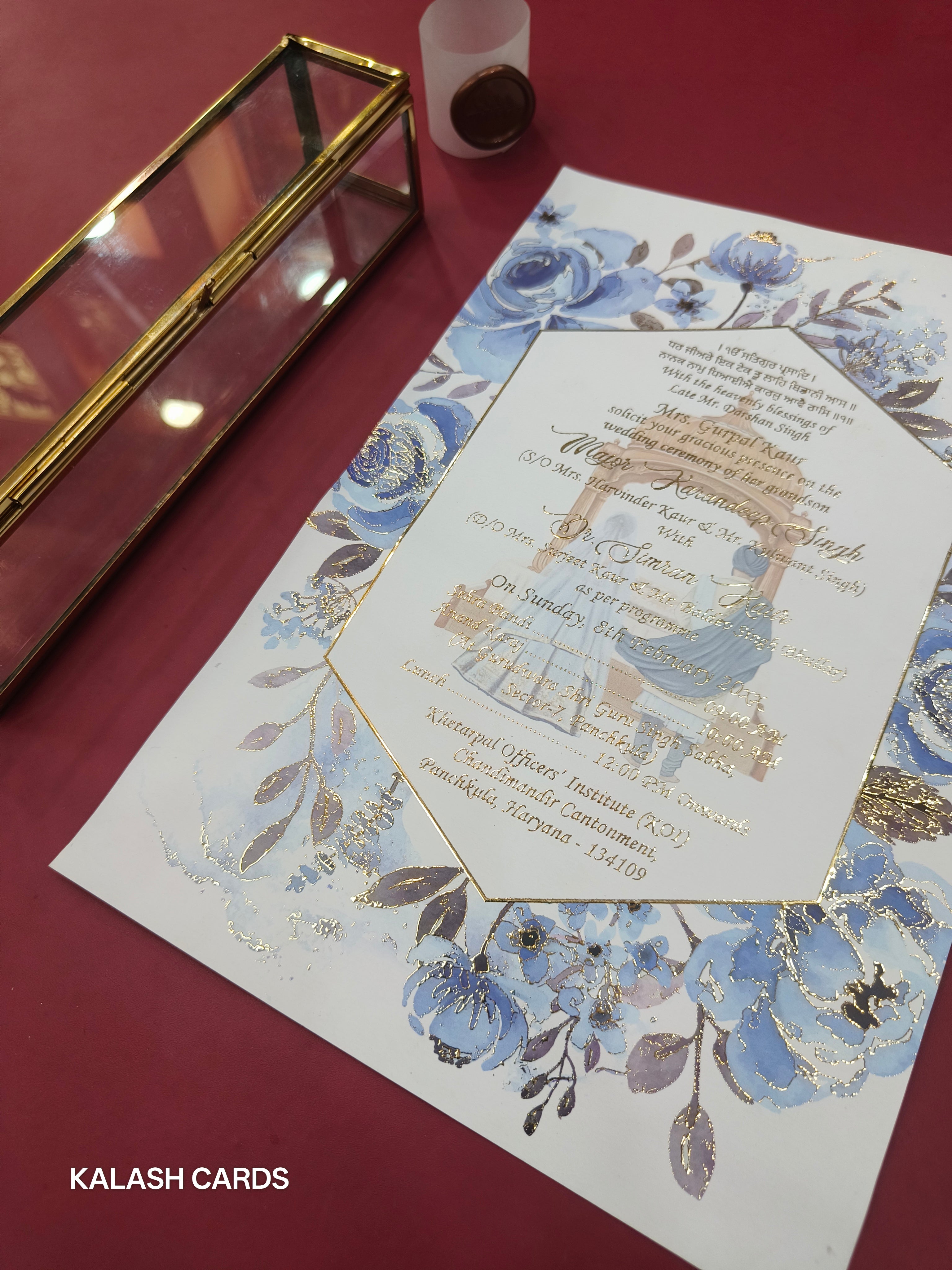 KL29 Floral Sikh Wedding Design Premium Gold Foil Paper Scroll Wedding Card with Luxury Transparent Glass Metal Box-Kalash Cards