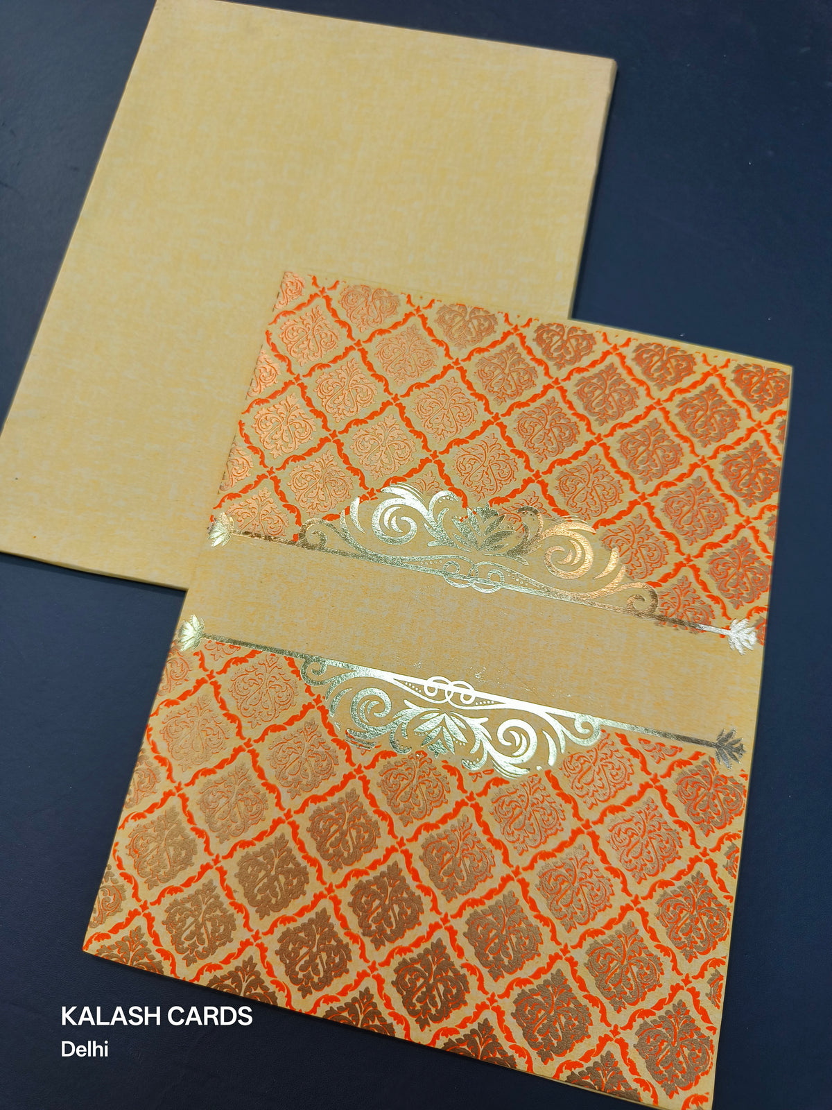 KL07A Traditional Design Semi Box Paper Wedding Card (2 Page)-Kalash Cards