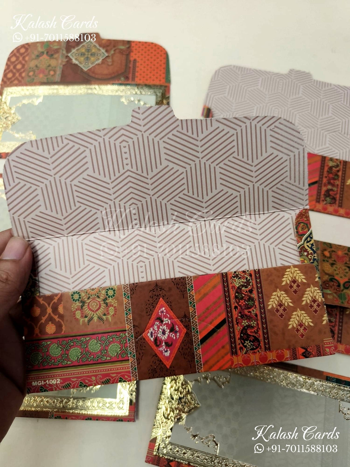 KL136E Premium 3D Gold Foil Designer Shagun Money Envelopes-Kalash Cards
