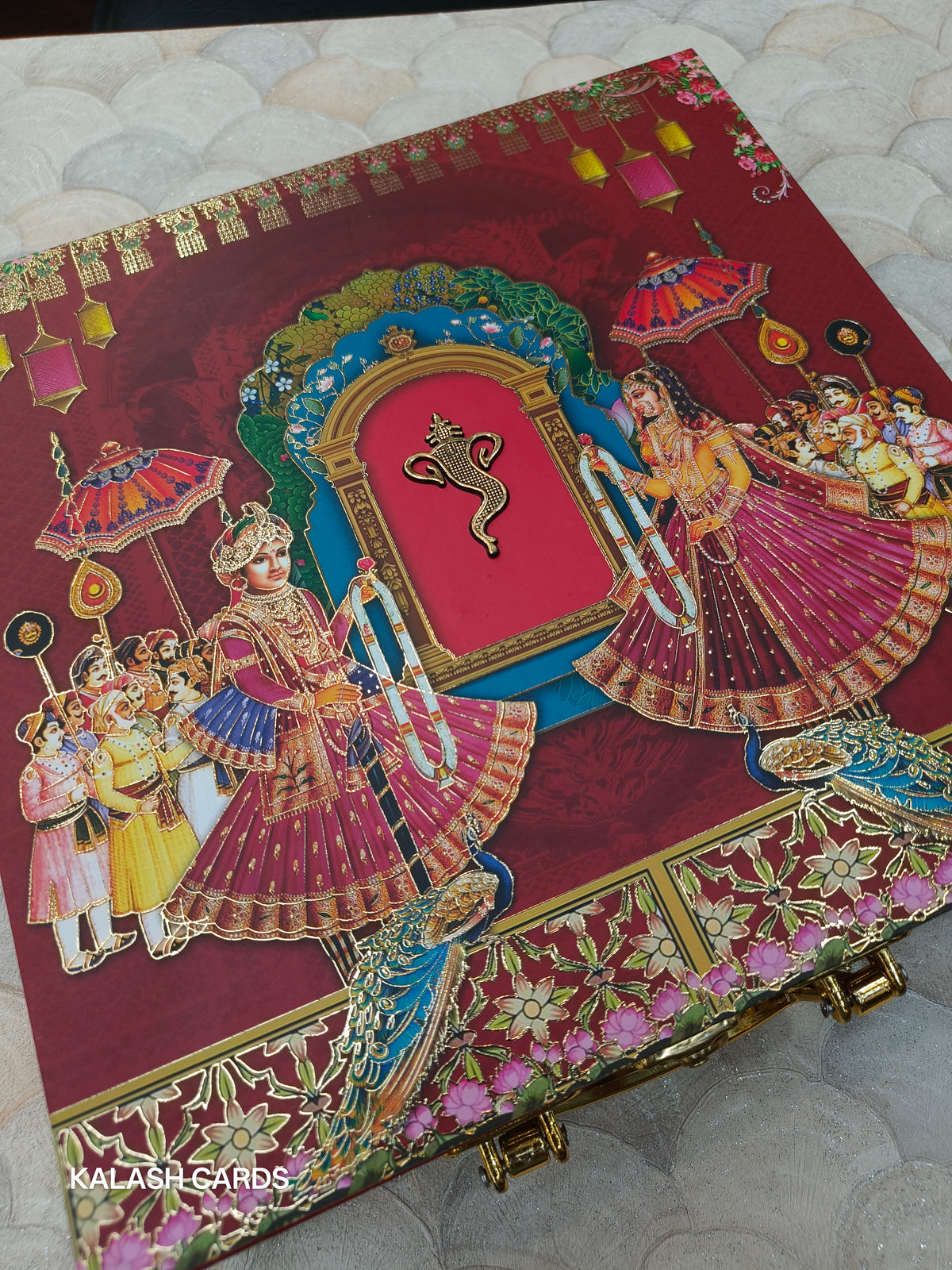 KL9006 Raja Rani Design Luxury Gift Box with 2 Printed Page Cards (4 Jars)-Kalash Cards
