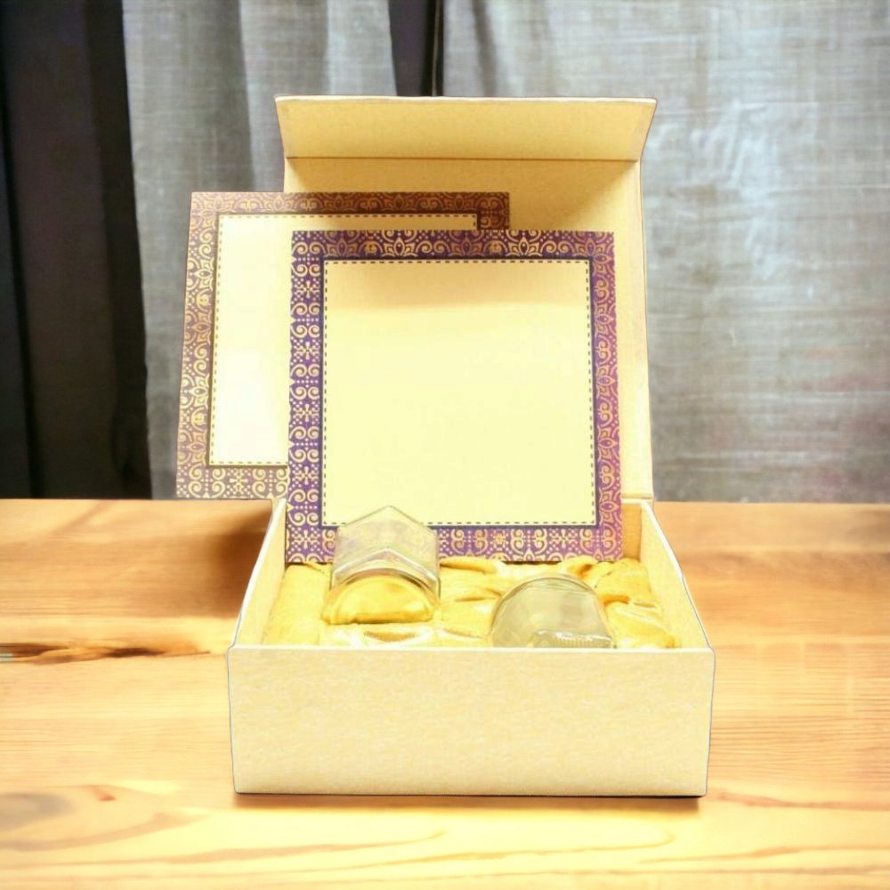 KL2001S1B Designer Cardboard Wedding Invitation Box with 2 Printed Card Inserts (2 Jars) - Kalash Cards