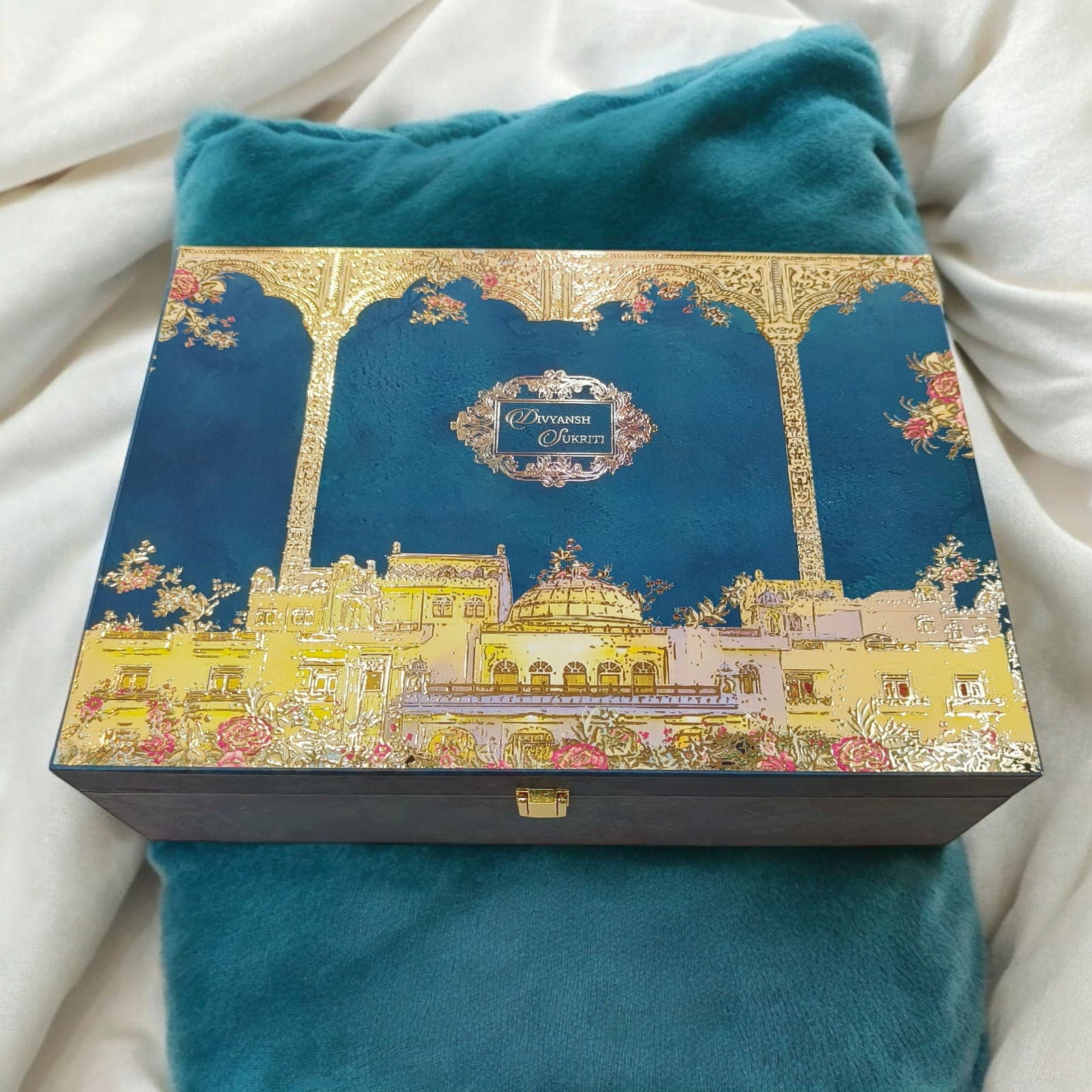 KL2136 Royal Fort Design MDF Wedding Gift Box with Customisable 2 Gold Foil Printed Cards (2 Jars) - Kalash Cards