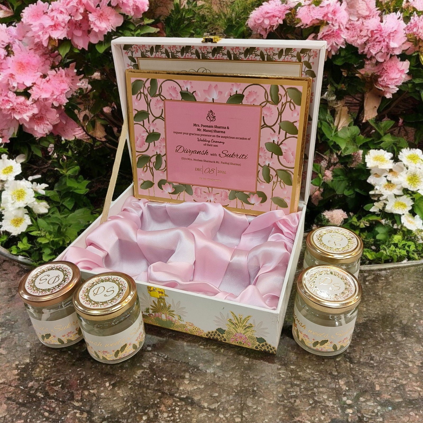 KL9020B Elephant Design Luxury MDF Gift Box with 2 Foil Print Inserts (4 Jars) - Kalash Cards