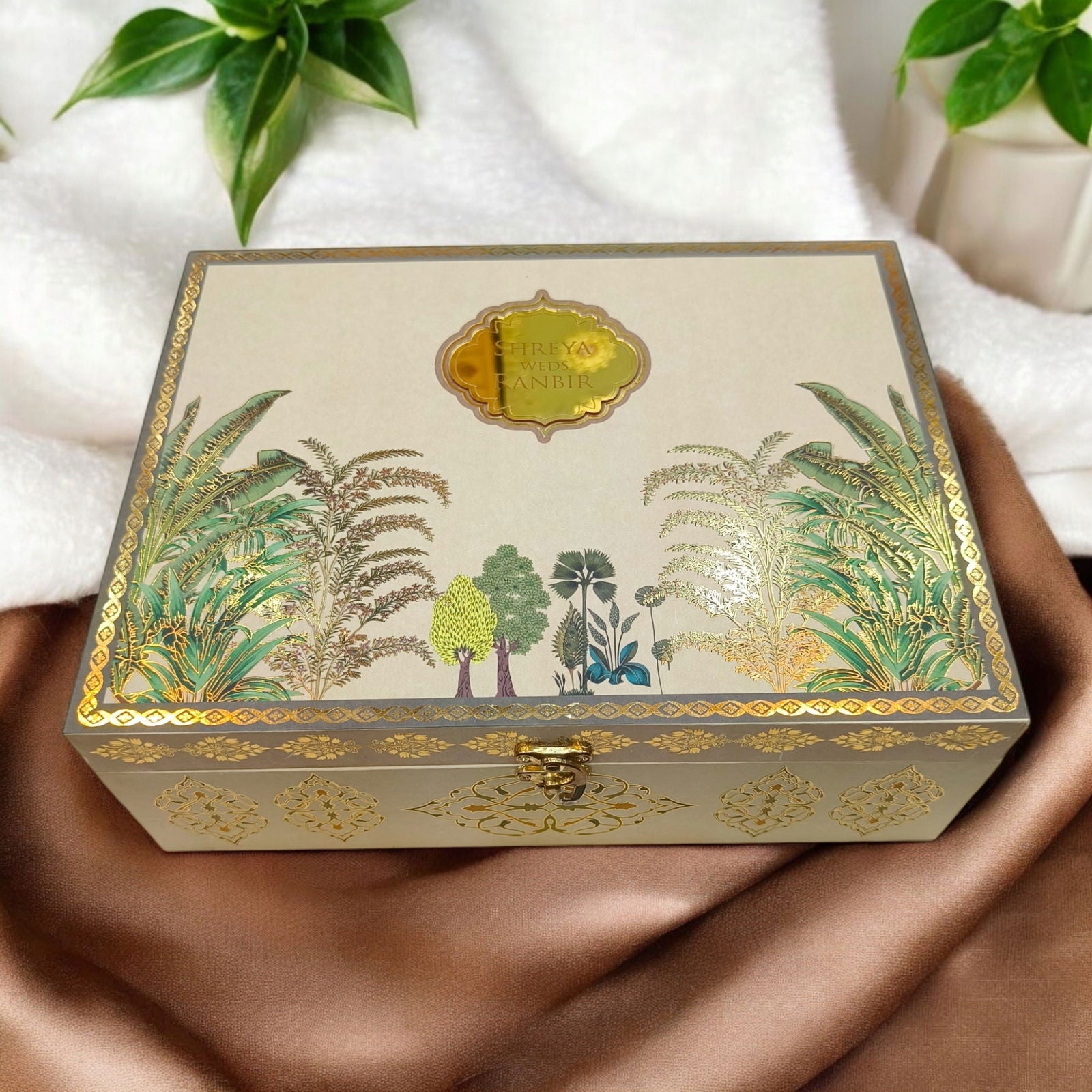 KL9022B Floral Design Luxury MDF Wedding Gift Box with 2 Printed Card Inserts and Sweets Section Tray - Kalash Cards