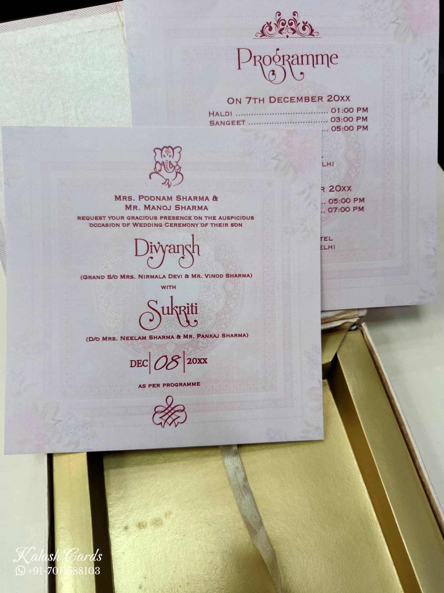 KL9045 Floral Design Cardboard Gift Box with 2 Printed Cards & Cavity