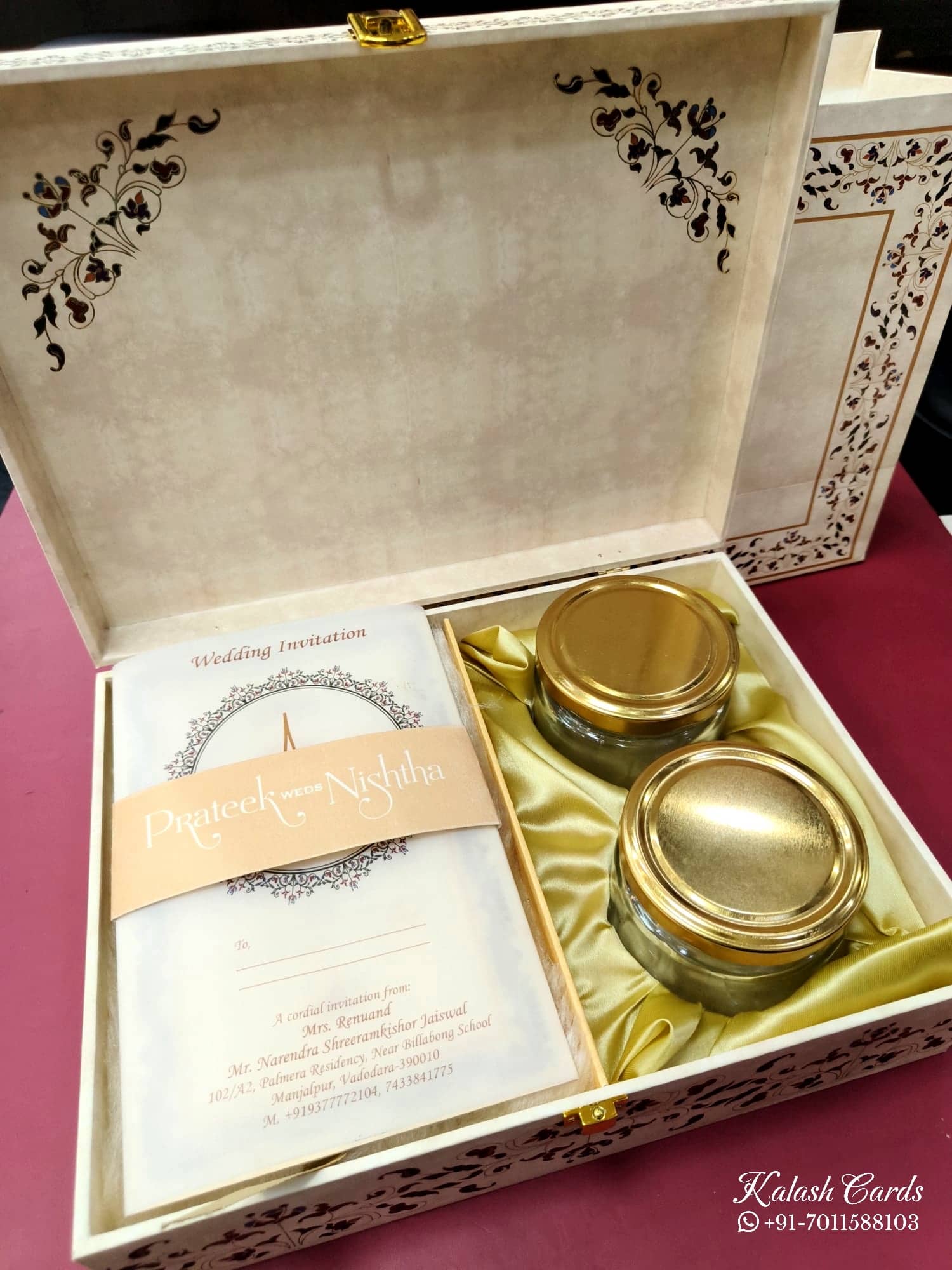 KL9083 Exclusive Floral Border Design Wood MDF Luxury Gift Box with Matching Carry Bag & 2 Page Translucent Cover Card (2 Jars 250gm each approx)