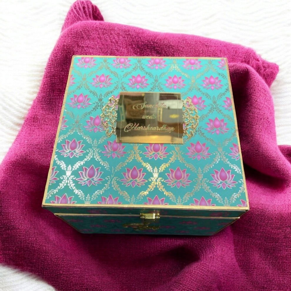 KL9090B MDF Dry Fruit Gift Box with 2 Printed Card Inserts and Ganesh Murti (2 Jars) - Kalash Cards