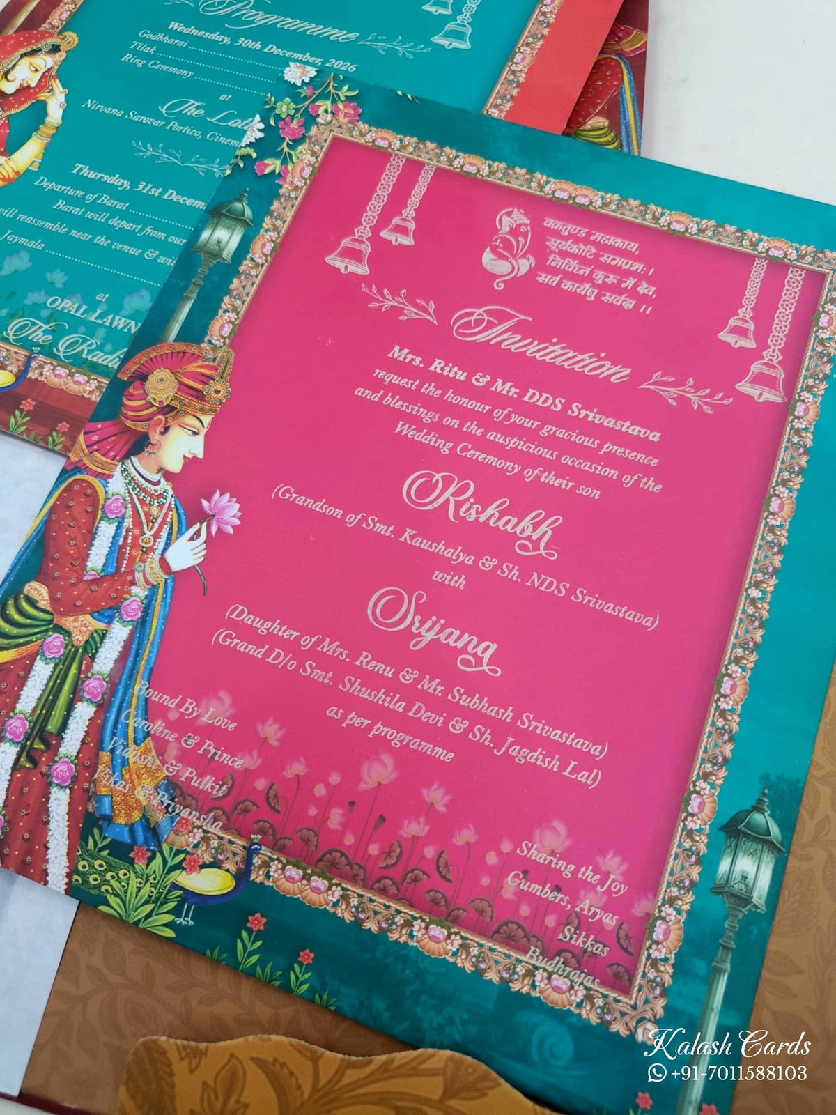 KLB536 Traditional Raja Rani Design Padding Hardboard Thick Wedding Card (2 Page & 1 Envelope)