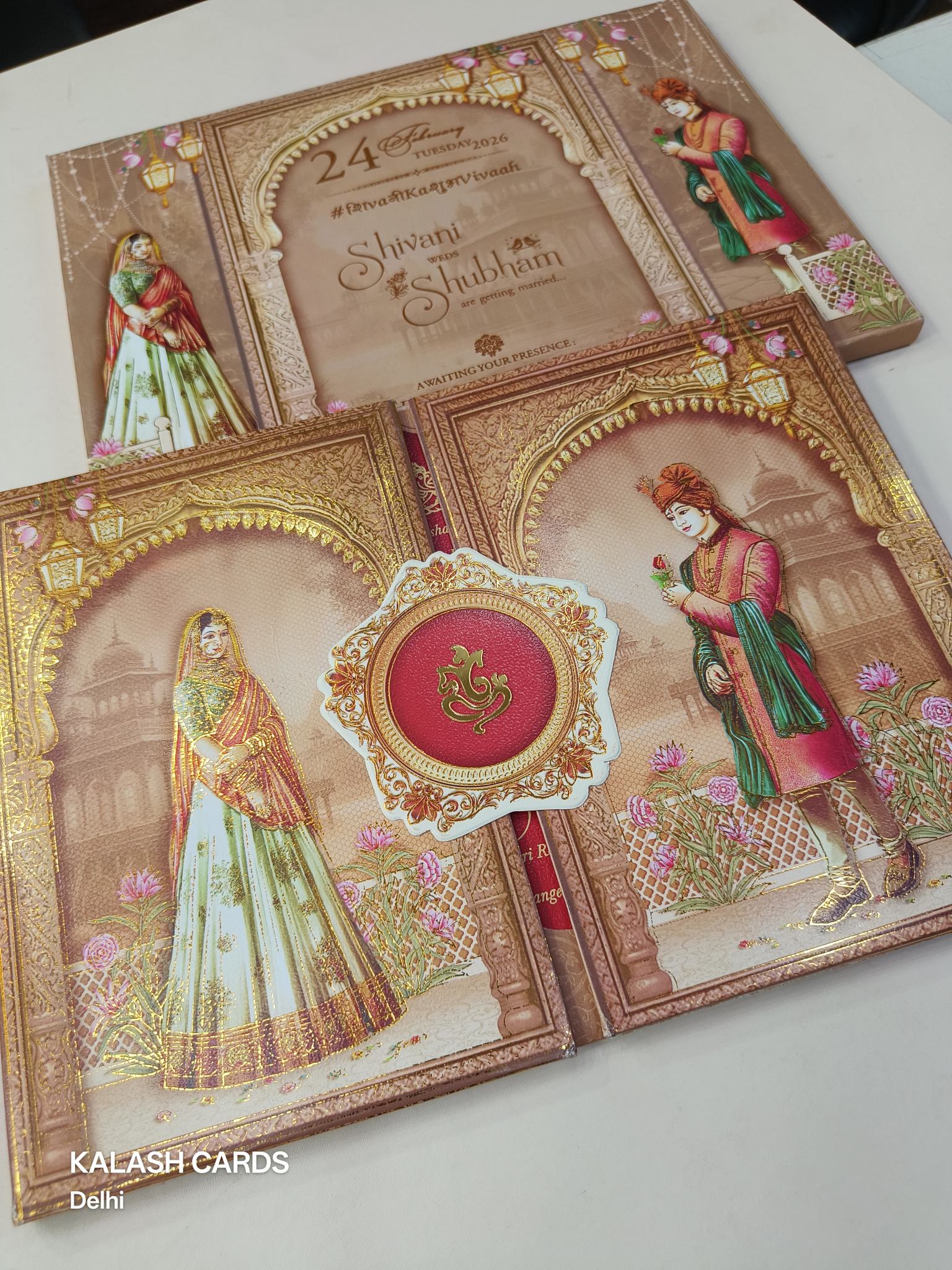 KLB624 Traditional Raja Rani Design Padding Hardboard Thick Wedding Card (2 Page)-Kalash Cards