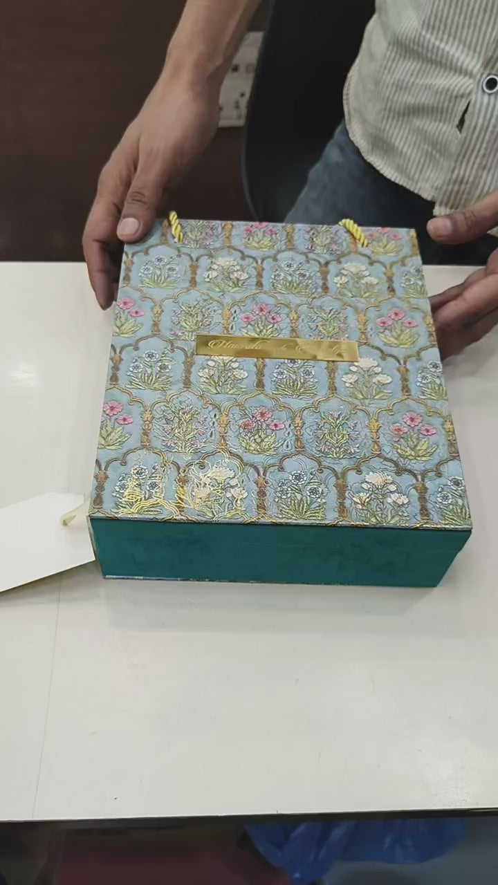 KL9025 Handbag Style MDF Dry Fruit Gift Box with 2 Printed Card Inserts (2 Jars)