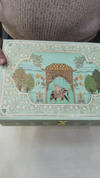 KL9009 Exclusive Elephant Design Luxury Gift Box with 2 Page Translucent Cover Card (2 Jars)