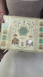 KL9032 Royal Elephant Design Luxury Gift Box with 2 Printed Page Cards (2 Jars)