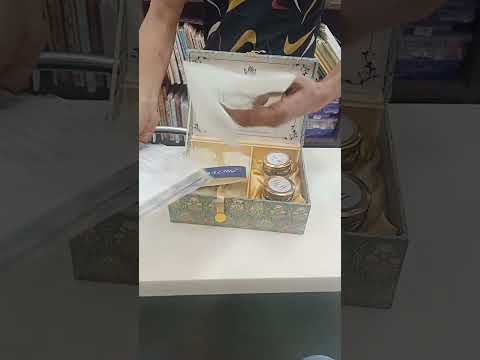 KL9075B MDF Dry Fruit Gift Box with Translucent Cover Cards Inserts (2 Jars)