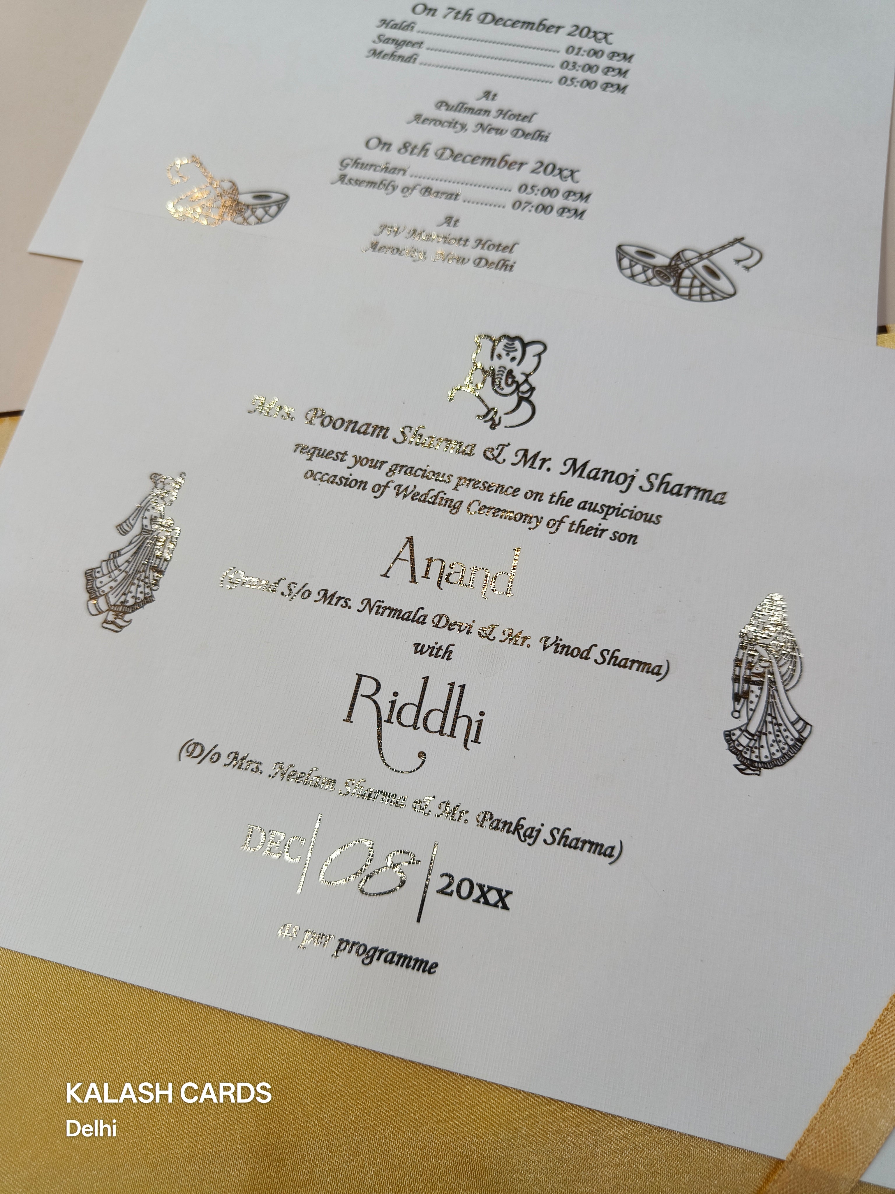 KLB1504 Luxury Velvet Gold Foil Print Hardboard Wedding Card (2 Page)-Kalash Cards