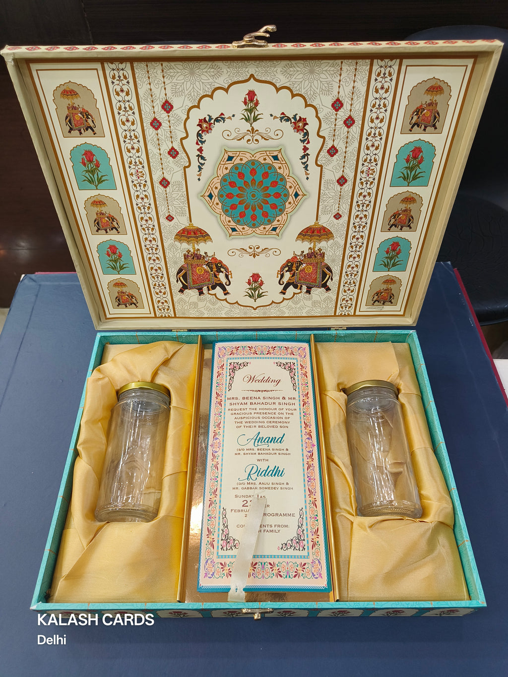 KL9032 Royal Elephant Design Luxury Gift Box with 2 Printed Page Cards (2 Jars)-Kalash Cards