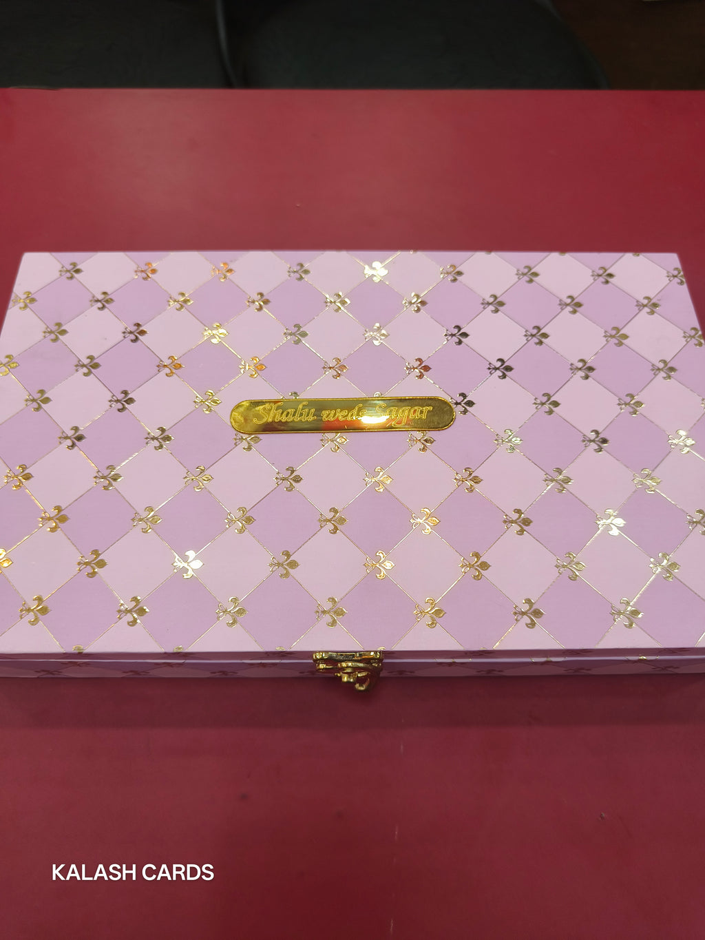 KL9049 Premium Bhaji Box with Laser Cut Acrylic Mirror (1 Kg Capacity)-Kalash Cards