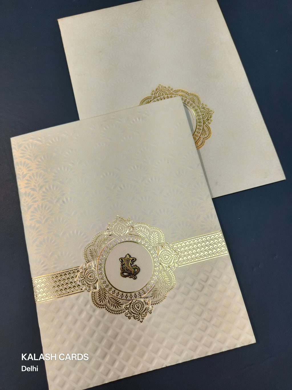 KL0260 Traditional Design Embossed Paper Wedding Card (2 Page)-Kalash Cards