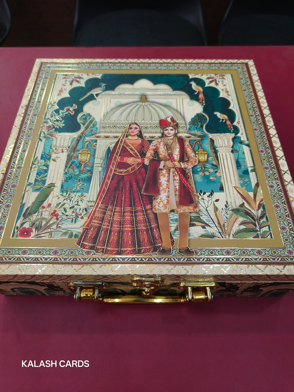 KL9005 Raja Rani Design Luxury Gift Box with 2 Printed Page Cards (4 Jars)-Kalash Cards