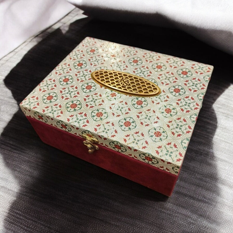 KL9115 Velvet Fabric Mithai and Dry Fruit MDF Wedding Gift Box with 2 Card Inserts (4 Jars)-Kalash Cards