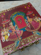 KL9006 Raja Rani Design Luxury Gift Box with 2 Printed Page Cards (4 Jars)-Kalash Cards