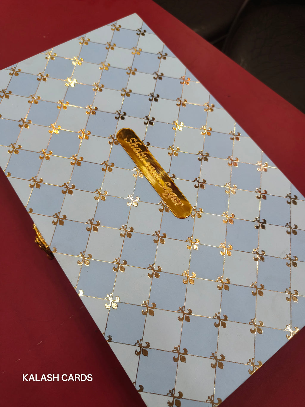 KL9061 Premium Bhaji Box with Laser Cut Acrylic Mirror (1 Kg Capacity)-Kalash Cards