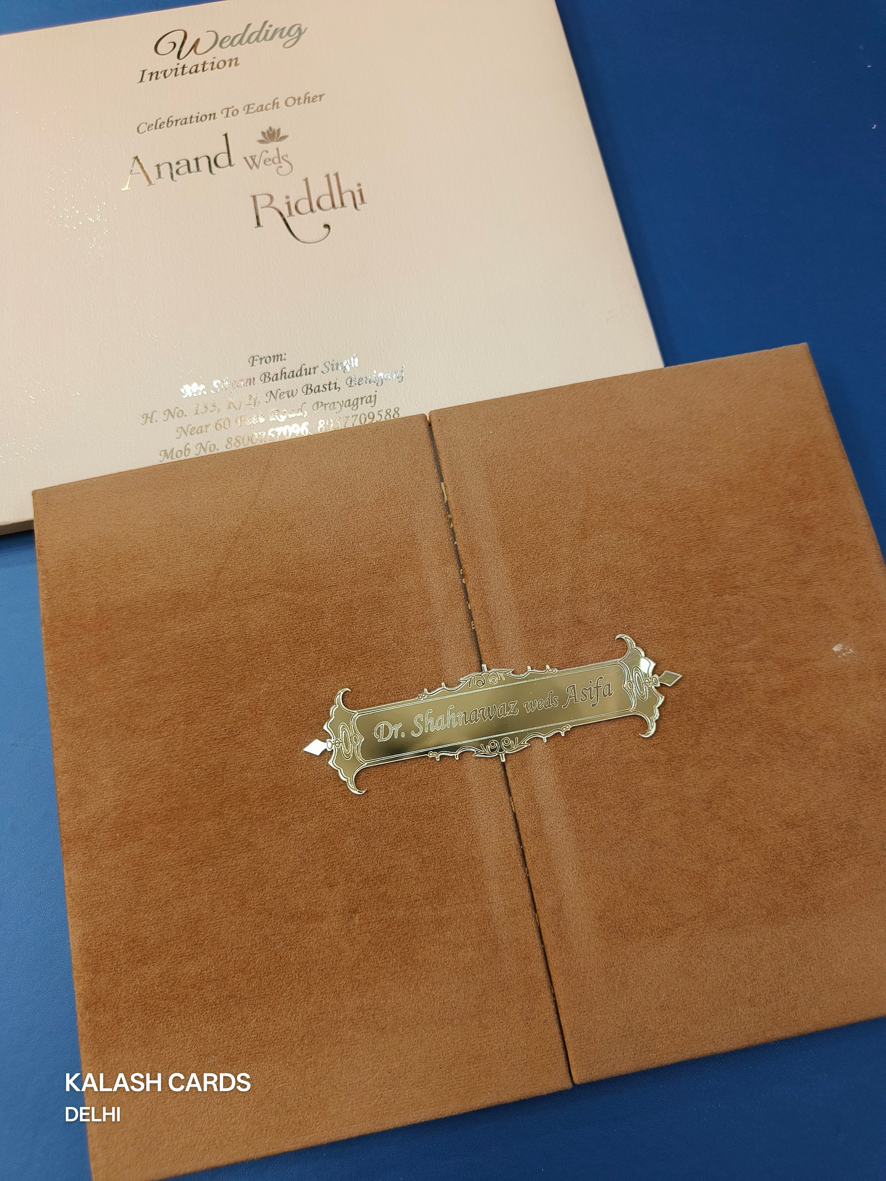 KLB1503 Luxury Velvet Gold Foil Print Hardboard Wedding Card (2 Page)-Kalash Cards