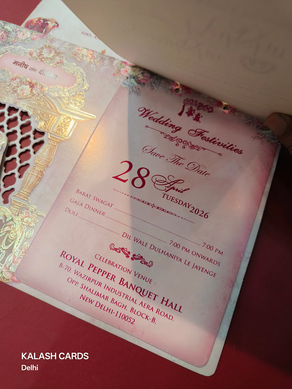 KLB579 Carry Bag Style Cut Work Raja Rani Design Paper Wedding Card (2 Page & 1 Transparent PVC)-Kalash Cards