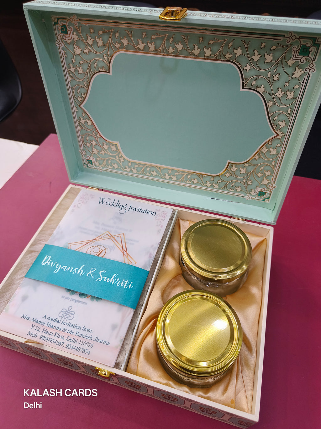 KL9009 Exclusive Elephant Design Luxury Gift Box with 2 Page Translucent Cover Card (2 Jars)-Kalash Cards