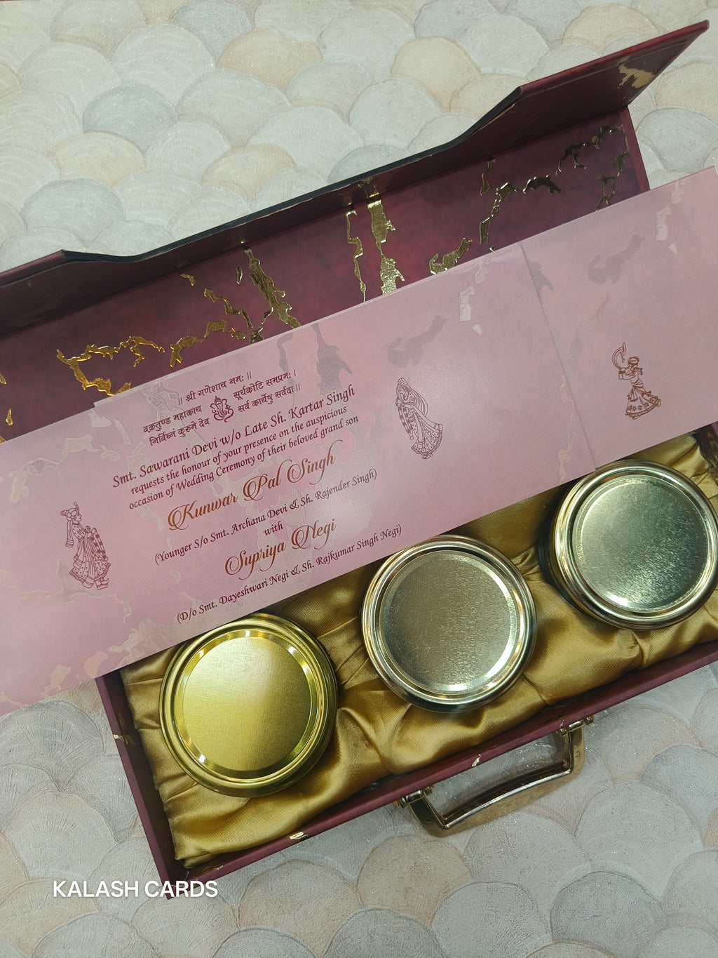 KL9019 Luxury Suitcase Style MDF Gift Box with Handle and 2 Page Cards (3 Jars)-Kalash Cards