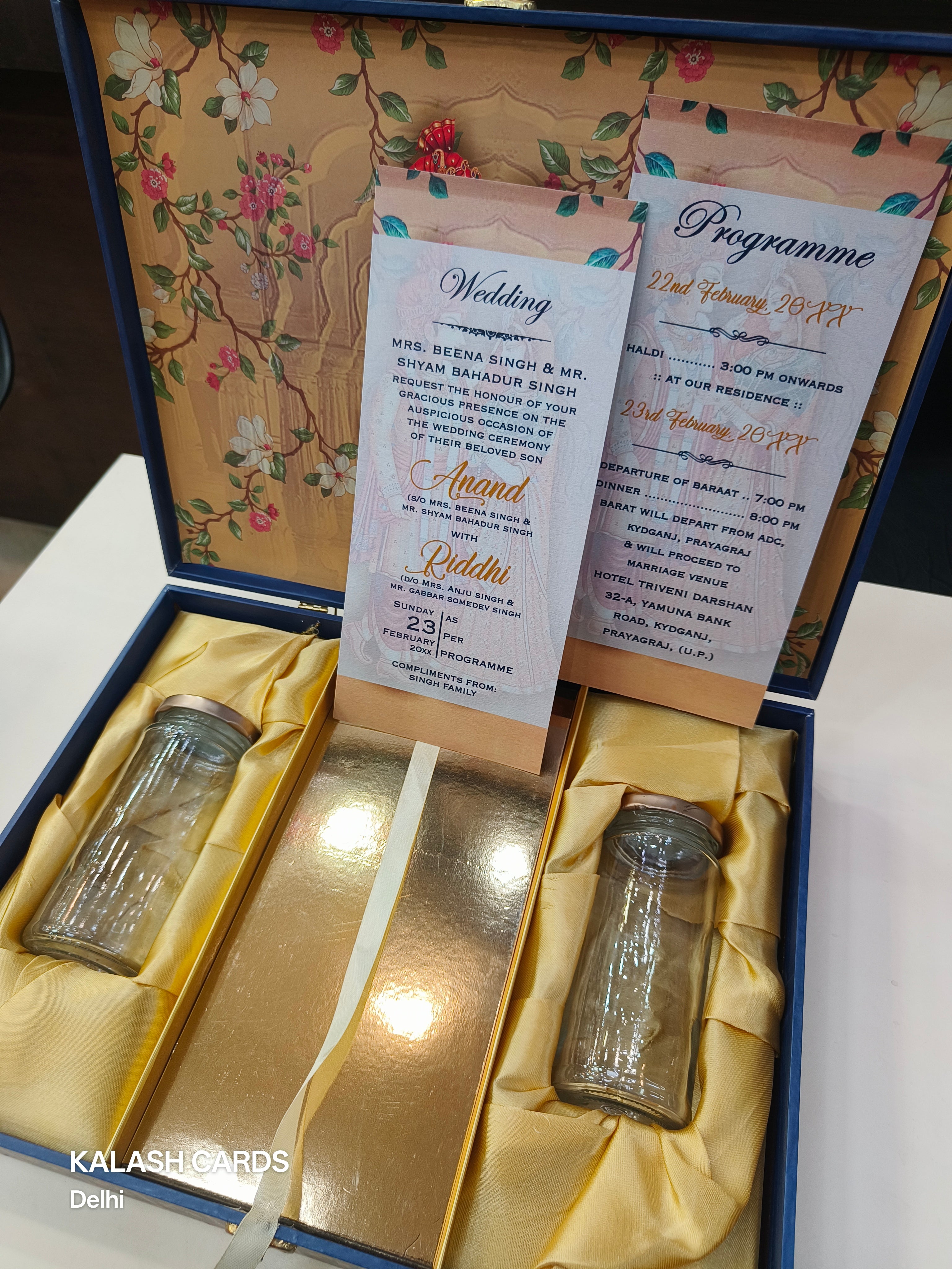 KL9040 Royal Raja Rani Design Luxury Gift Box with 2 Printed Page Cards (2 Jars)-Kalash Cards