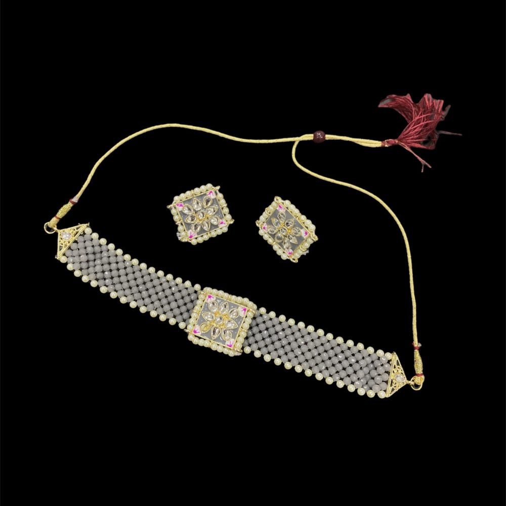 Grey Kundan and Meenakari Choker Necklace Set with Earrings-Kalash Cards