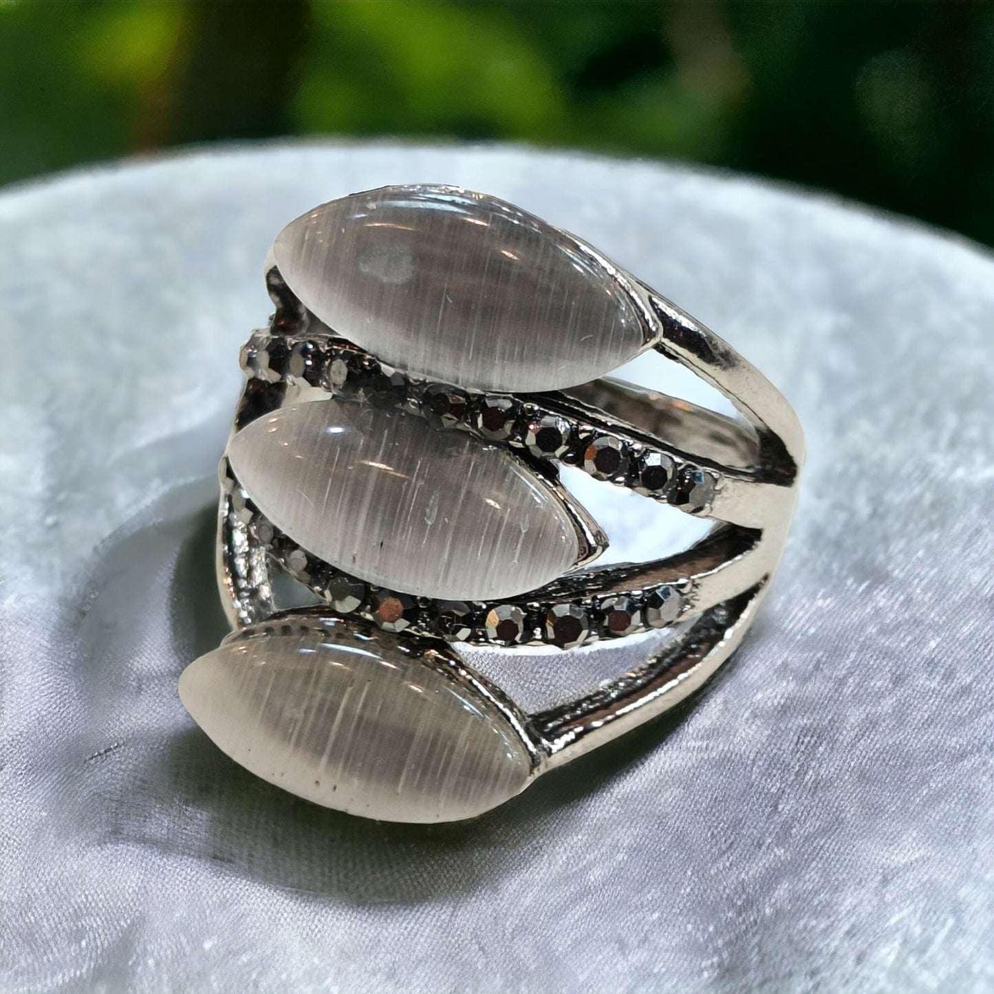 Stylish Oxidised Silver Ring with White Rhinestone-Kalash Cards