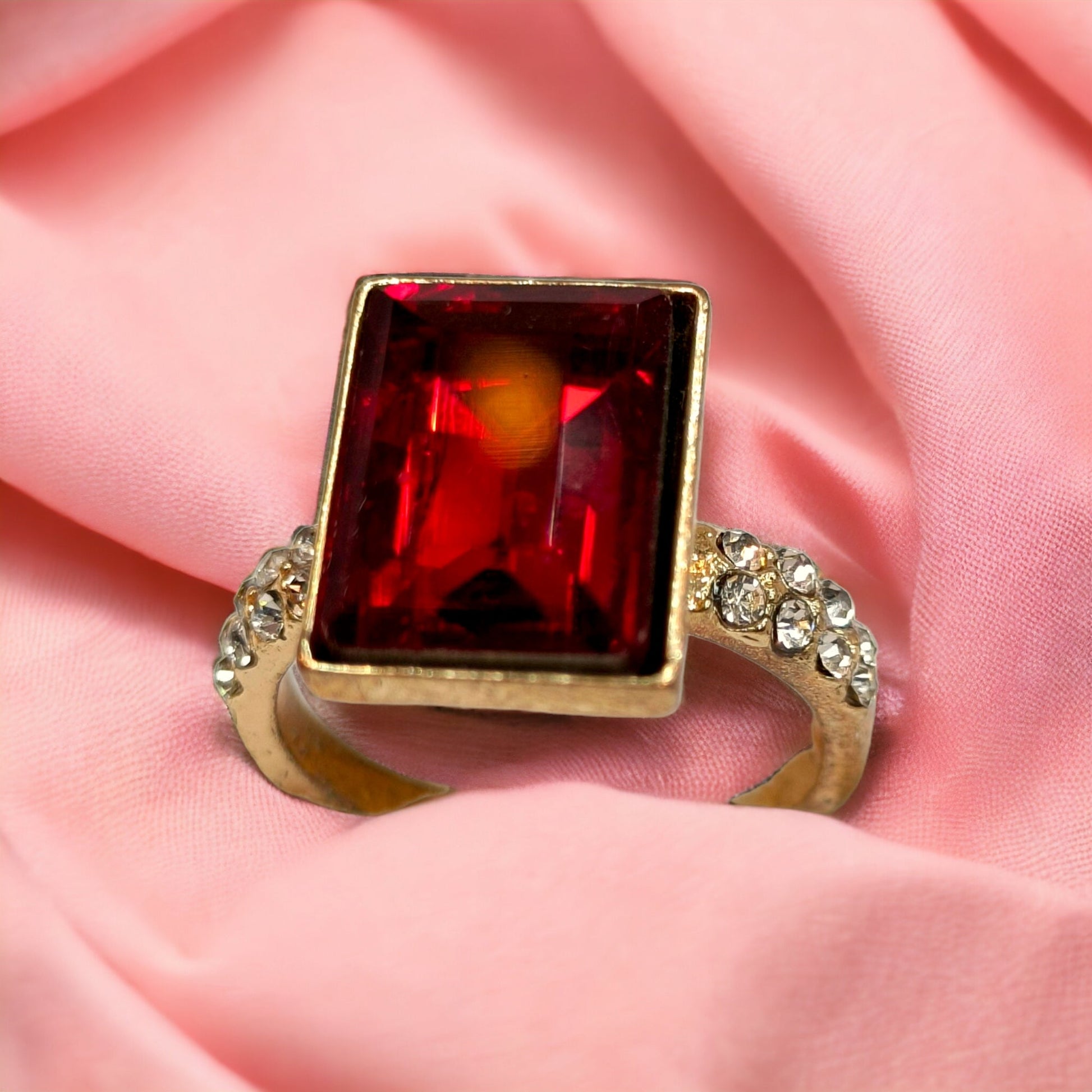 Red Rhinestone Crystal Imitation Gold Ring-Kalash Cards